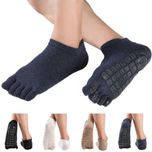 Load image into Gallery viewer, 2022 Winter Men Five Fingers Socks Warm Non Slip Grip Fitness Toe Socks Breathable Low Calf Slipper Fitness Yoga Floor Socks
